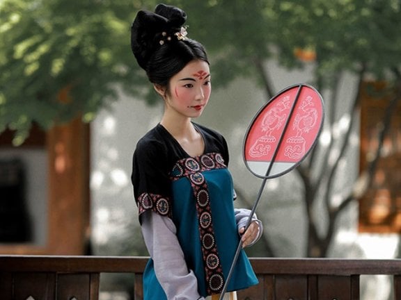 Tang Dynasty Hairdos Examples: Discovering the Fascinating of Hanfu Hairstyles