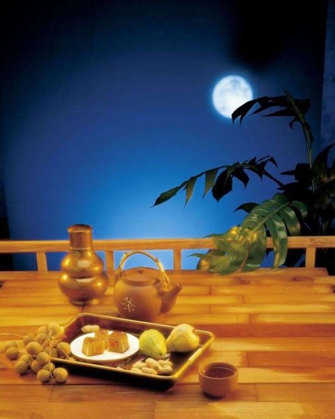 How to Celebrate the Mid-Autumn Festival?